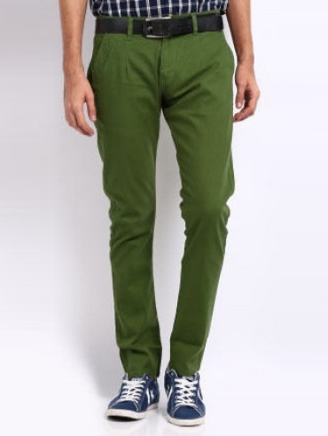 Vihreät muodolliset housut