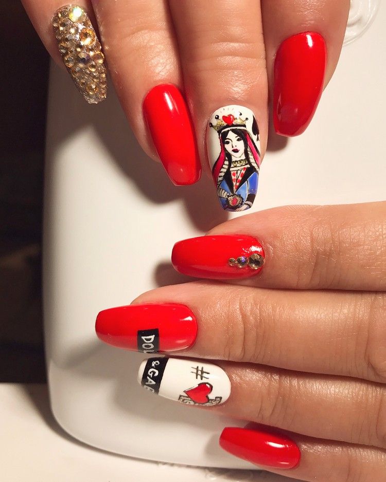 Logo Naglar nageltrender röda naglar Spikdesignidéer i rött