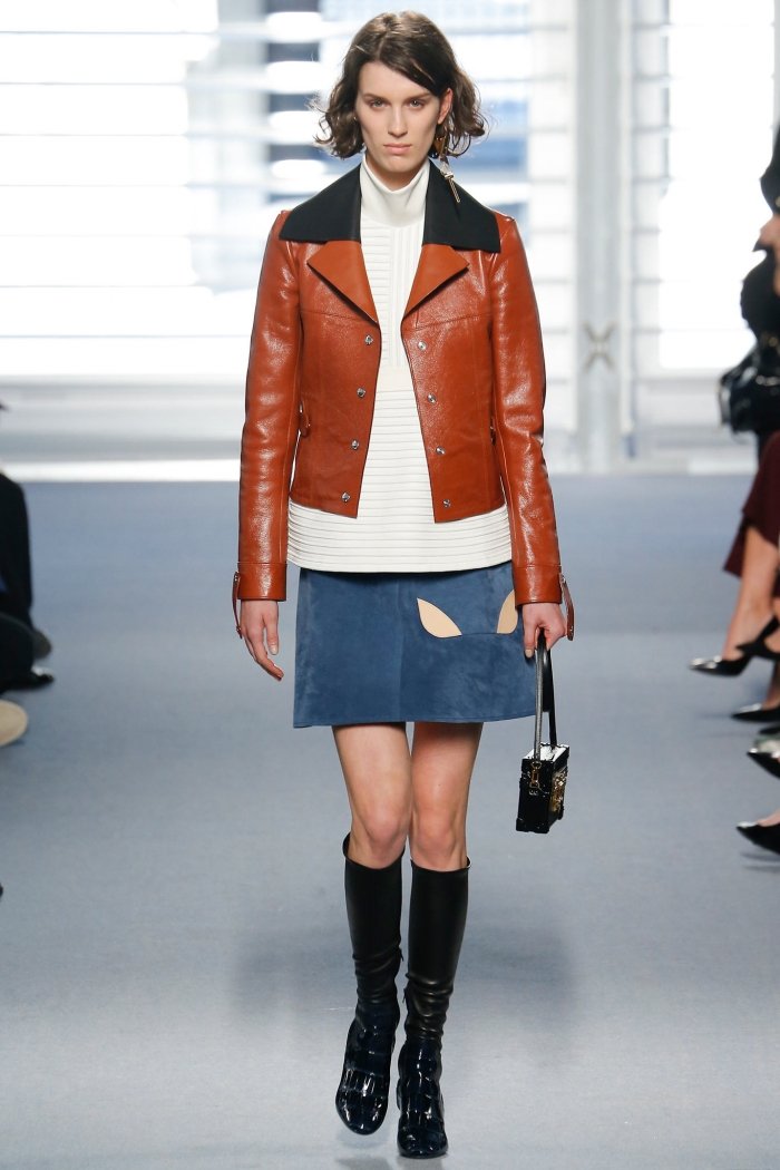 louis-vuitton-höst-2014-brun-läder-jacka-tröja-mini-kjol-stövlar