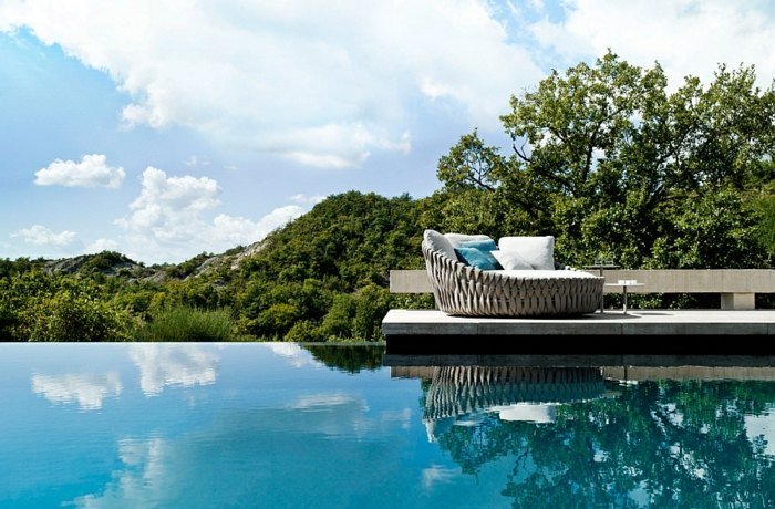 trädgårdsmöbler pool infinity lounge bed utomhus terrass