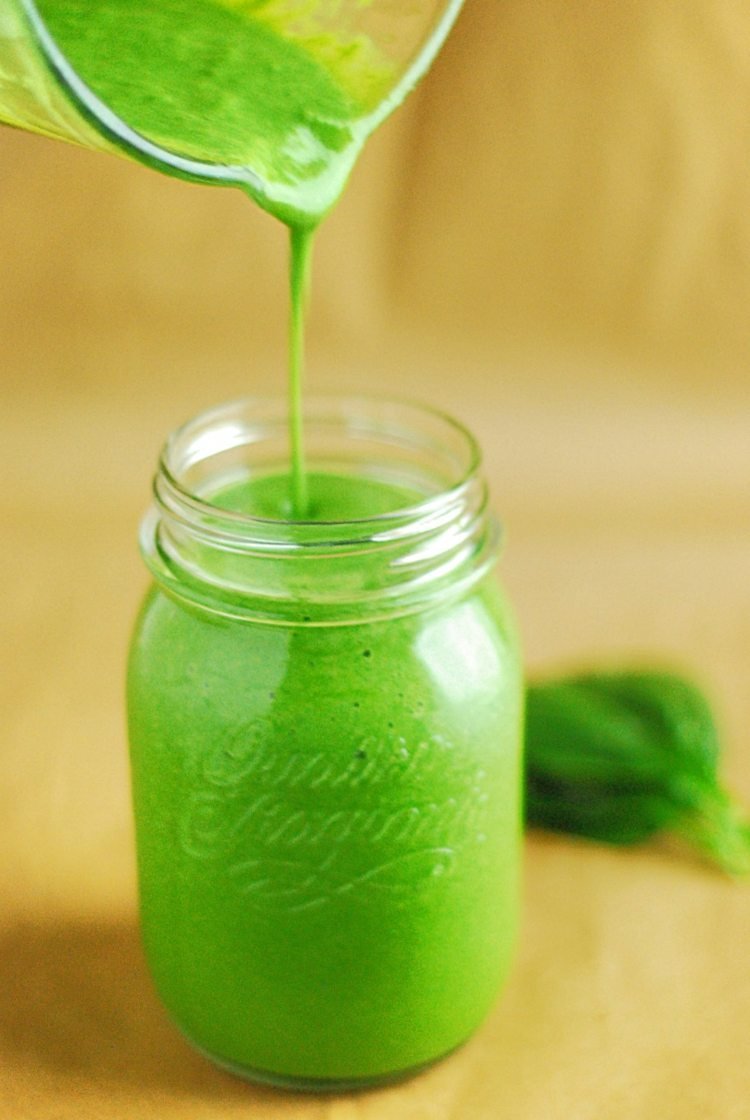 Lågkolhydratrecept frukost grön smoothie spenat