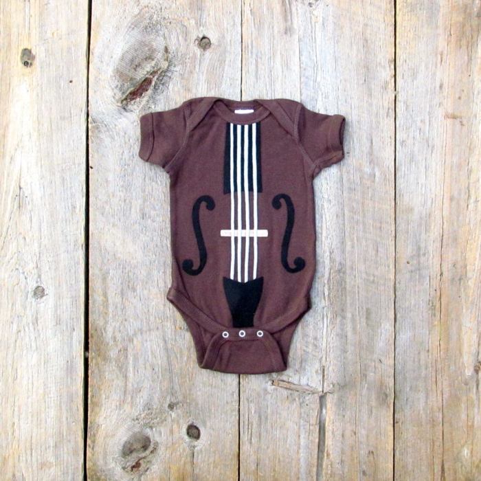 Tryckta-baby-romper-t-shirts-fiol-avtryck-musikinstrument