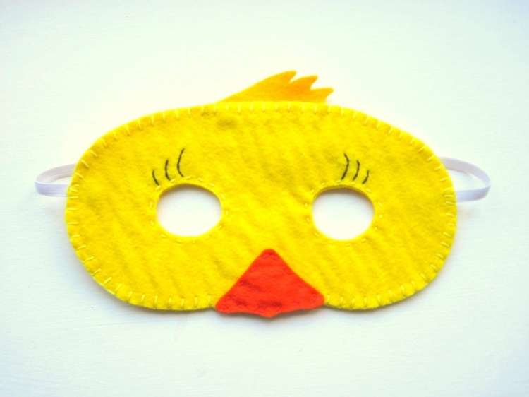 karnevalsmasker-tinker-kycklingar-tyg-idé-gul-filt-näbb