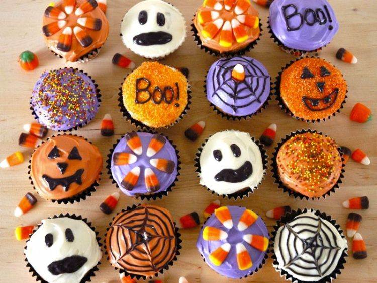 roliga halloweenrecept skrämmande-aptitretare-spöklik-finger-mat-muffins