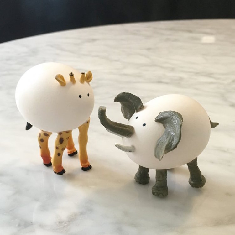 roliga påskägg-design-zoo-plast-figurer-idé-roliga