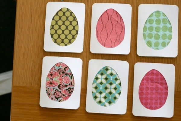 Tinker påskkort för att skicka mönstrade pappersfärgade påskägg