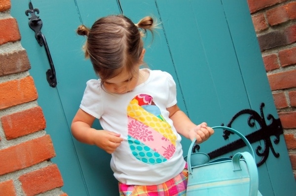 Barngåva idé påsk -t -shirt - med äggmönster Påskgåvor - hemlagad