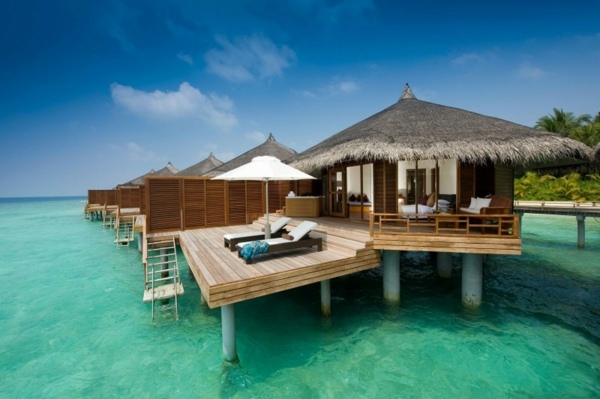 Bungalower på Maldiverna drömlika strandhus