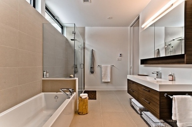 badrumsmöbler-trä fåfänga skåp badkar duschkabin