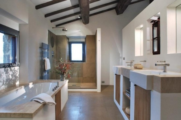 lyxvilla i Italien arrighi badrum