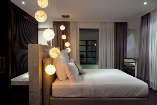 lyxig semester villa i bali sovrum hängande lampor boll