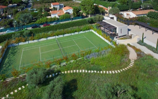 lyxig semester villa Frankrike Cap dAntibes privat tennisbana