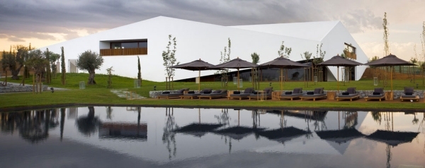 Modernt hotell modern pool