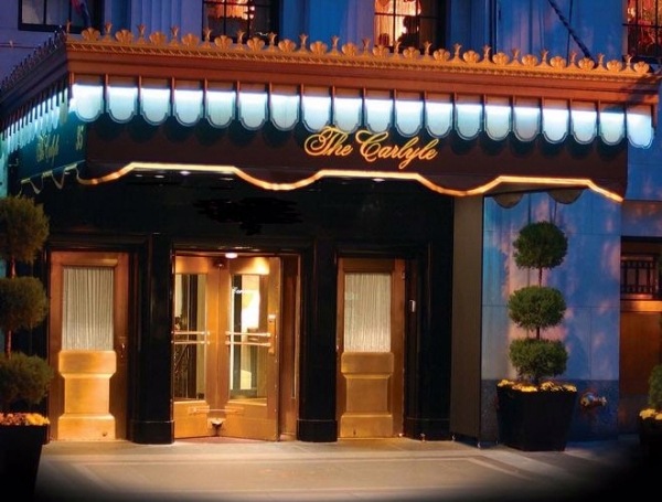 Hotel New York entré The Carlyle