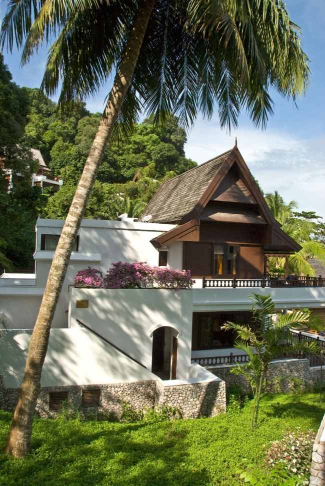 Villa-under palmdesignarkitekturen-traditionellt modern Pangkor-Laut-ö
