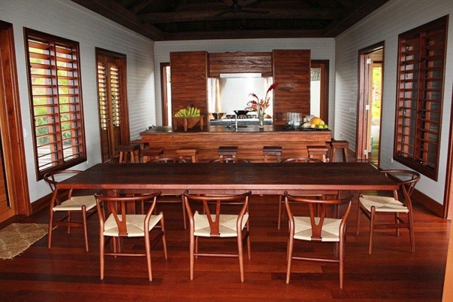 Matsalsidéer som dekorerar tropiska trämöbler matbord-Korovesi VIlla