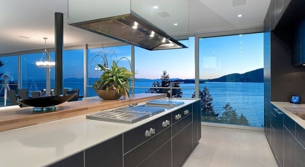 lyx villa kök design glasfönster