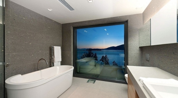 lyx villa fönster badkar badrum