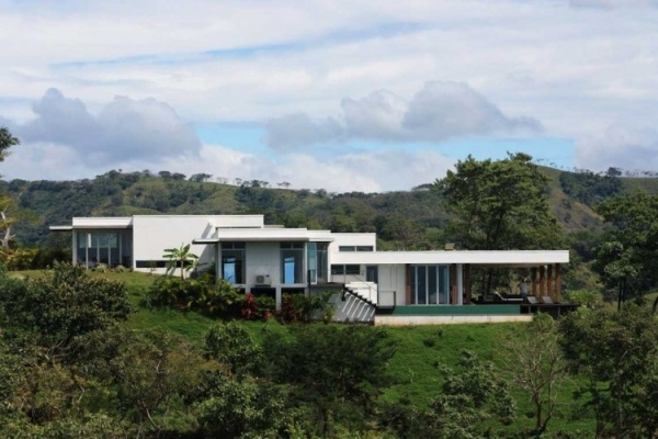 Modern villa design-Luna Costa Rica-Kalia