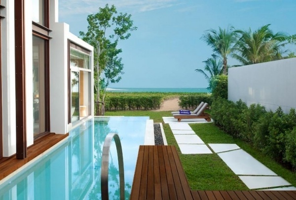 pool i trädgården lyxvilla resort Koh Samui