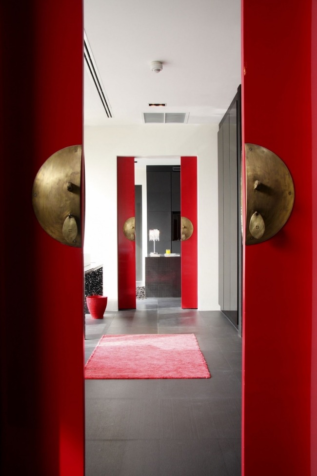 Gong dekorationsdörr röd Exotisk inredning-hotelldesign Holiday villa Thailand