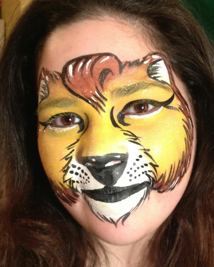 flicka ansiktsfärg lejon djur fullt ansikte