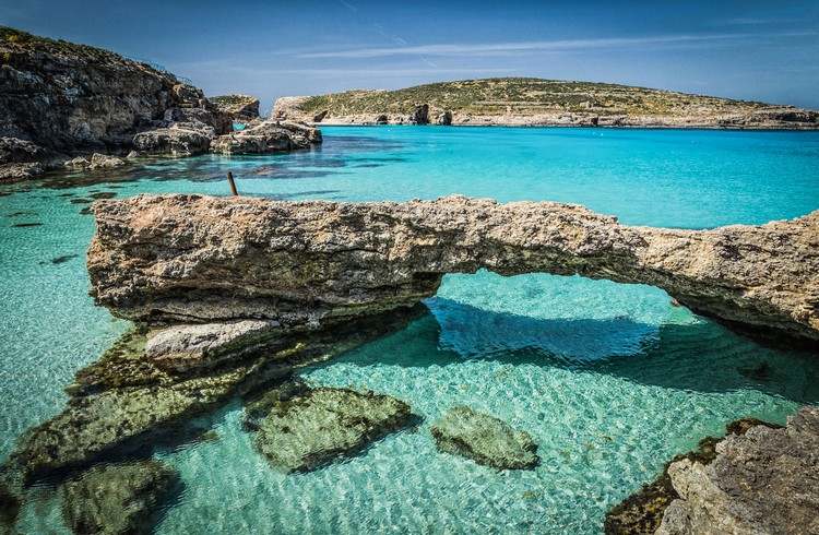Blue Lagoon Beach Malta Väder Maj semester utan karantän