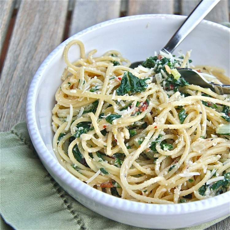 spagetti-förrätt-mangoldblad