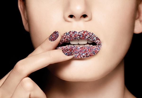 Läppstift röst glitter partiklar socker krusiga färger