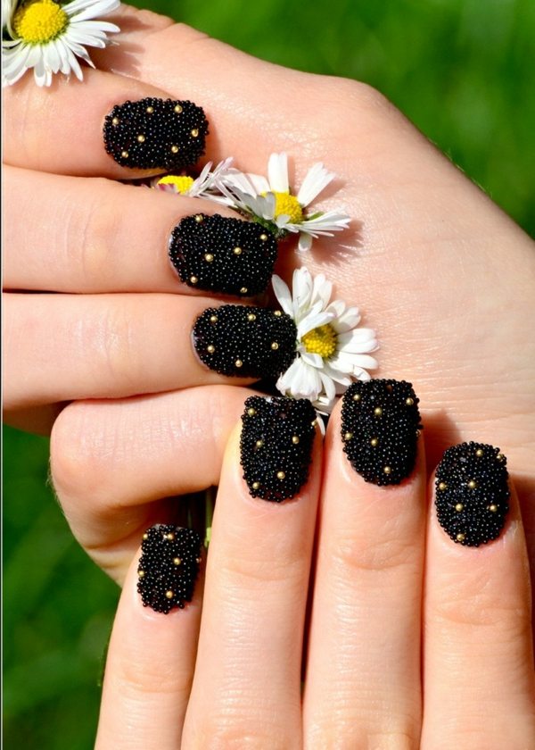 Naglar nagellack design glitter pärlor snabbguide manikyr