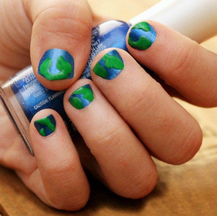 I linje med Earth Day kan du måla dem på naglarna