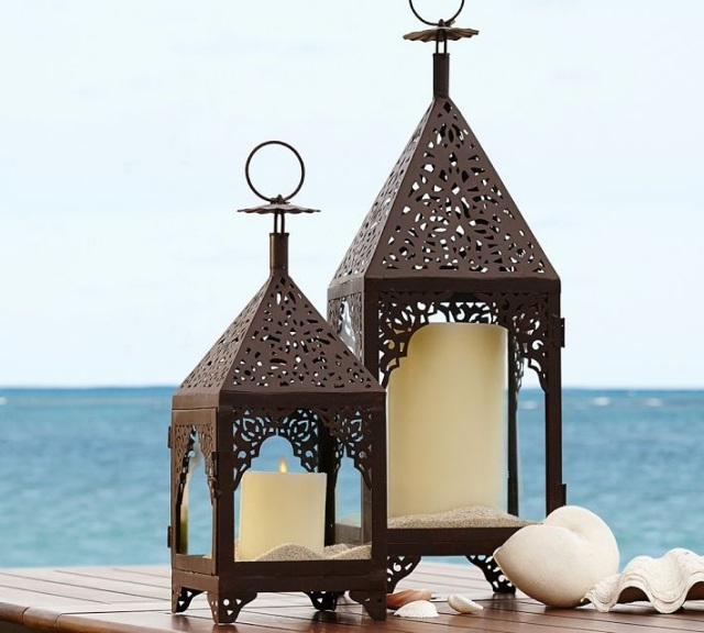Uppsättning med 2 stål lykta trädgård dekoration svart dekorerad orientalisk design modern