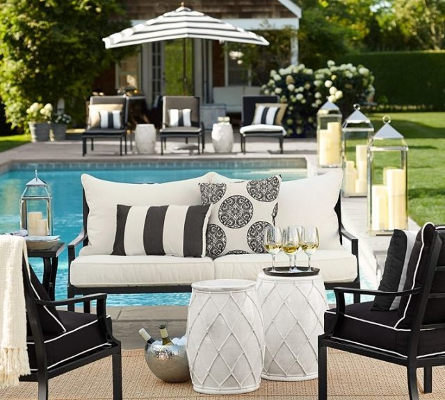lyktor lyktor poolterrass sittgrupp svartvita blommotiv