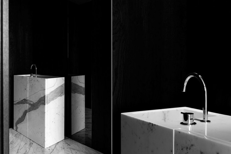 Pedestal handfat badrum marmor modern kombination svart vägg