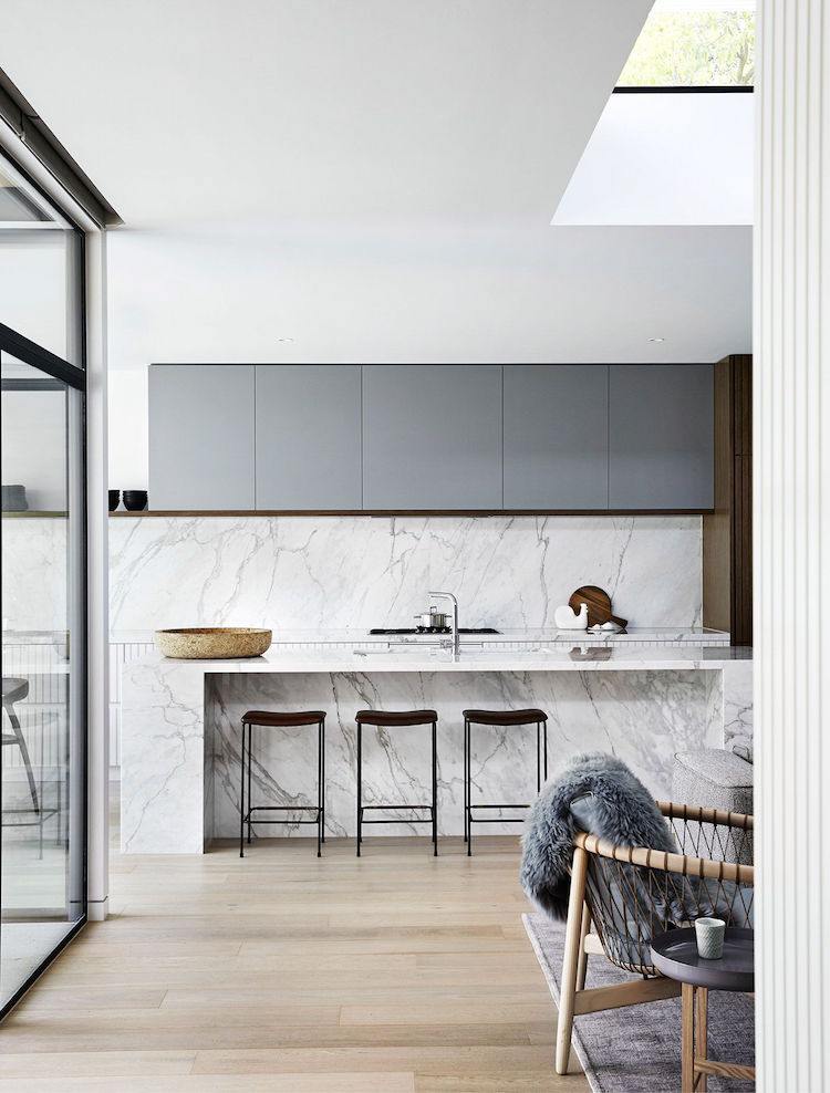 marmor rengöring vård kök kök vägg trägolv
