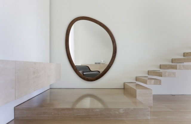 Giolo-vägg-spegel-elegant-massivt trä-valnöt-ram-porada-tidlöst-levande-tillbehör