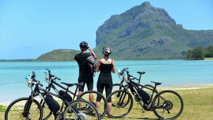 Le Morne Brabant Mountains i Mauritius Utflykt med cykel