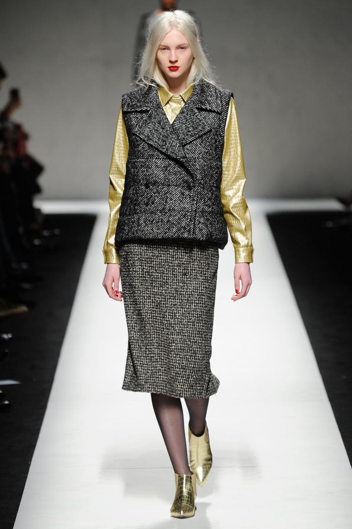 max-mara-mode-höst-2014-tweed-puffer-väst-gyllene skjorta