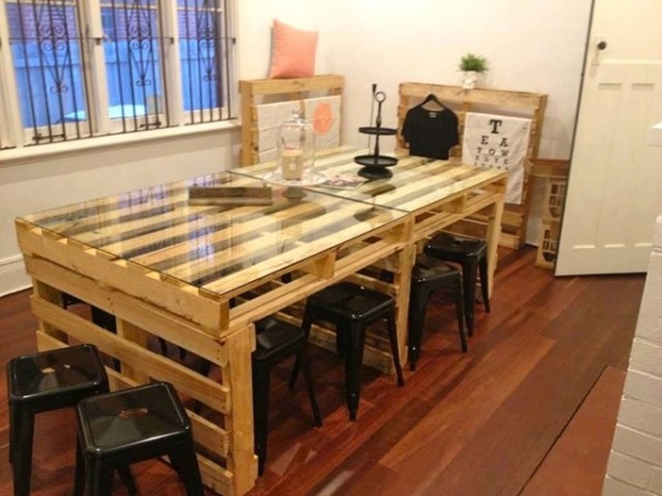 möbler träpallar bord bygg dig själv glasskiva