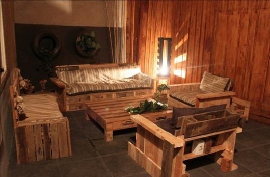 vardagsrumsetidéer för möbler gjorda av träpallar