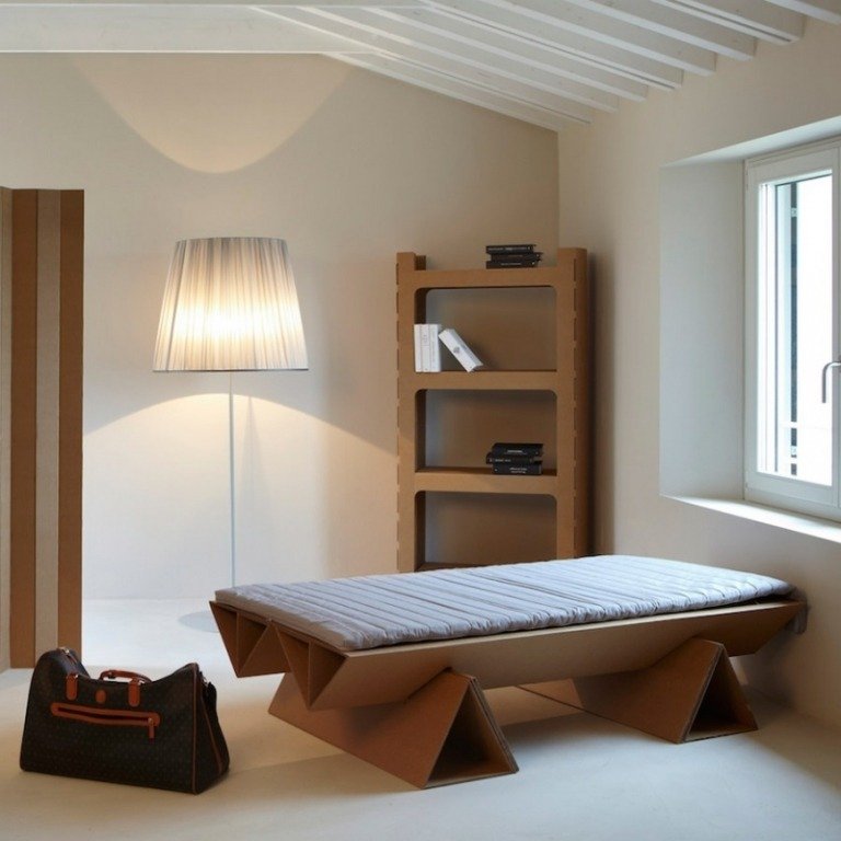 Möbler-gjorda av kartong-sovrum-möbler-idéer-säng