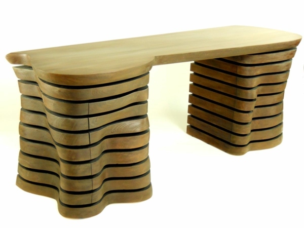 Skrivbord i trä skräddarsydda designmöbler