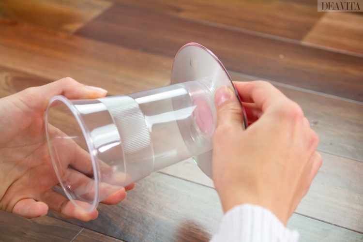Matbord dockhus gör dig själv plastkopp