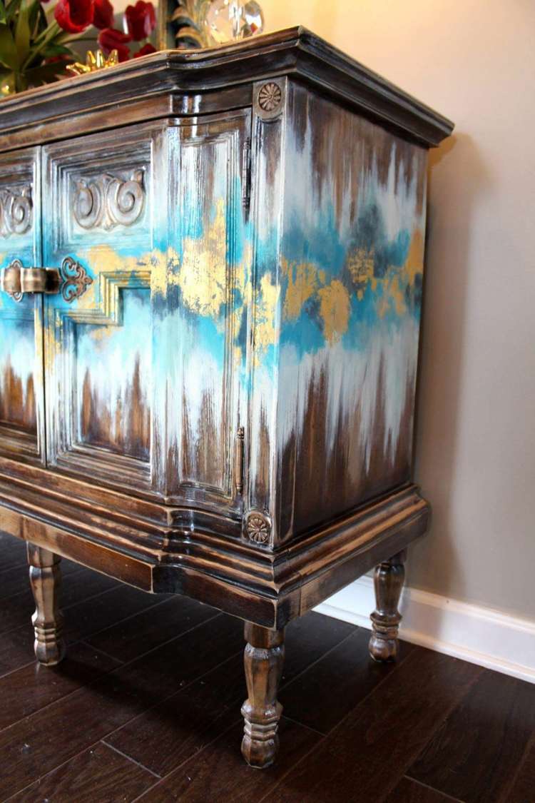 DIY idéer för shabby möbler med guldblad accenter