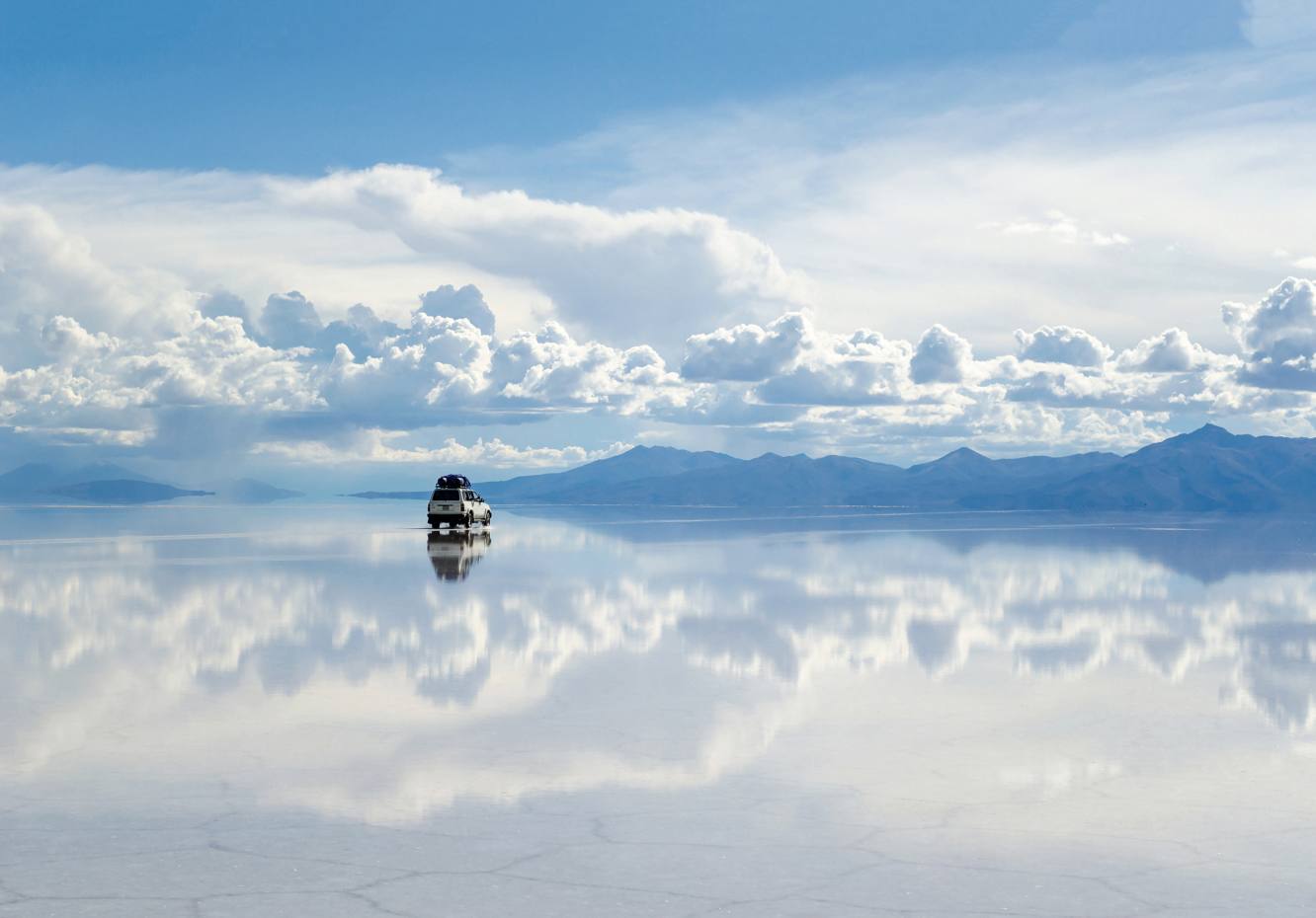 Havssalt fördelar Salar de Uyni Bolivia spegel havssalt utvinning