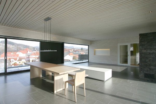 minimalistisk inredning - ljust vardagsrum