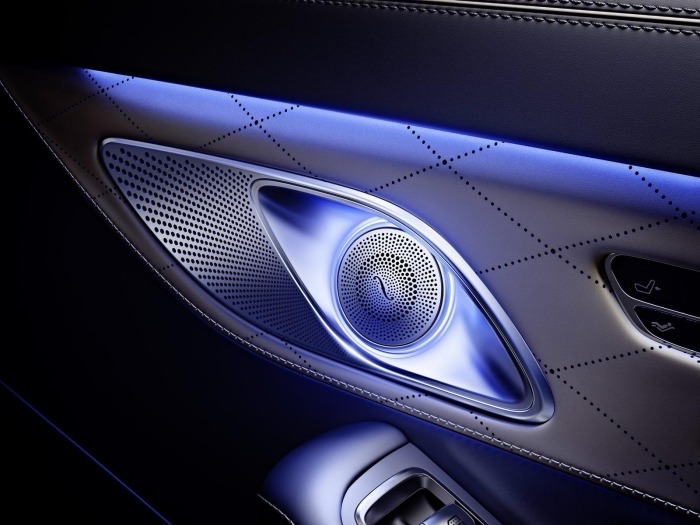 Mercedes-Maybach-S-600 strålkastare-slående design