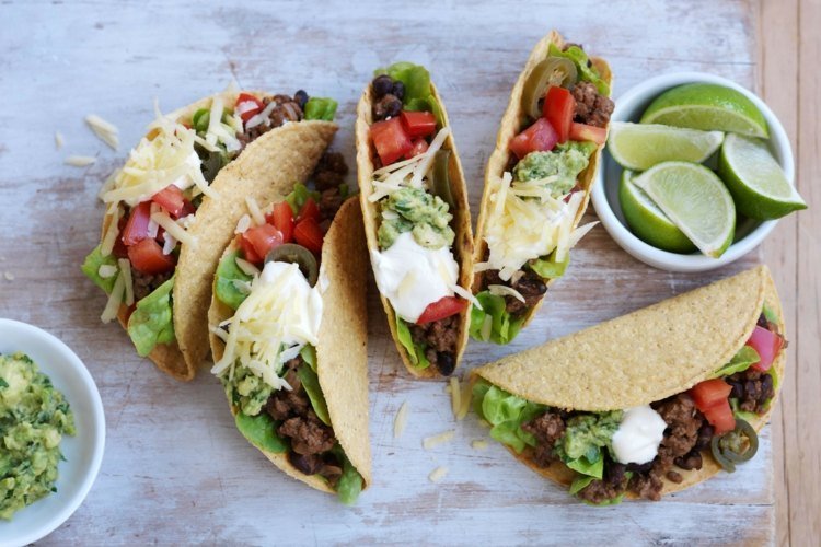 mexikanska-recept-taco-sallad-sallad-malet-nötkött-limefrukter