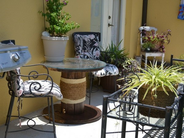 Terrass design-möbler-på-balkong