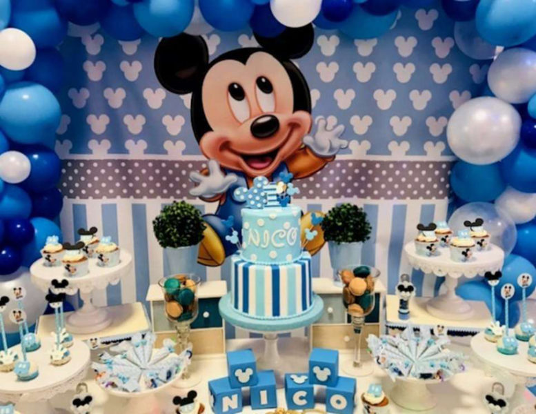 Μπλε θέμα Mickey Mouse γενεθλίων για αγοράκια